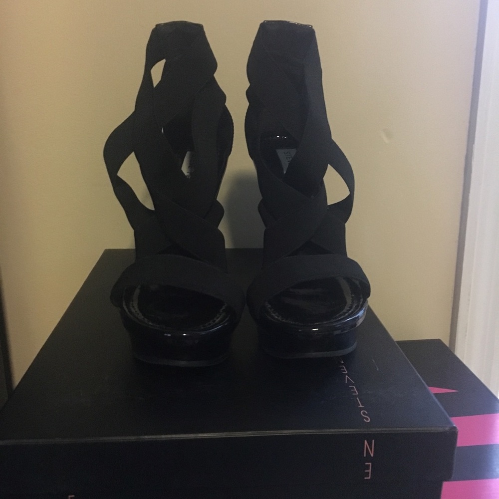 Black Steve Madden Sandal